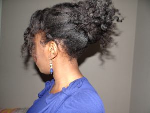coiffure cheveux crépus - hair stick